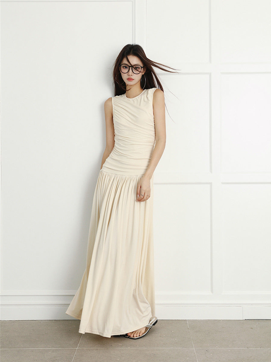 Slimming Pleated Round Neck Sleeveless Long Jumper Dress